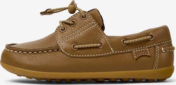 CAMPER Lage schoen 'Peu Cami' in Bruin: voorkant