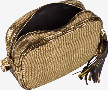 IZIA Clutch in Gold