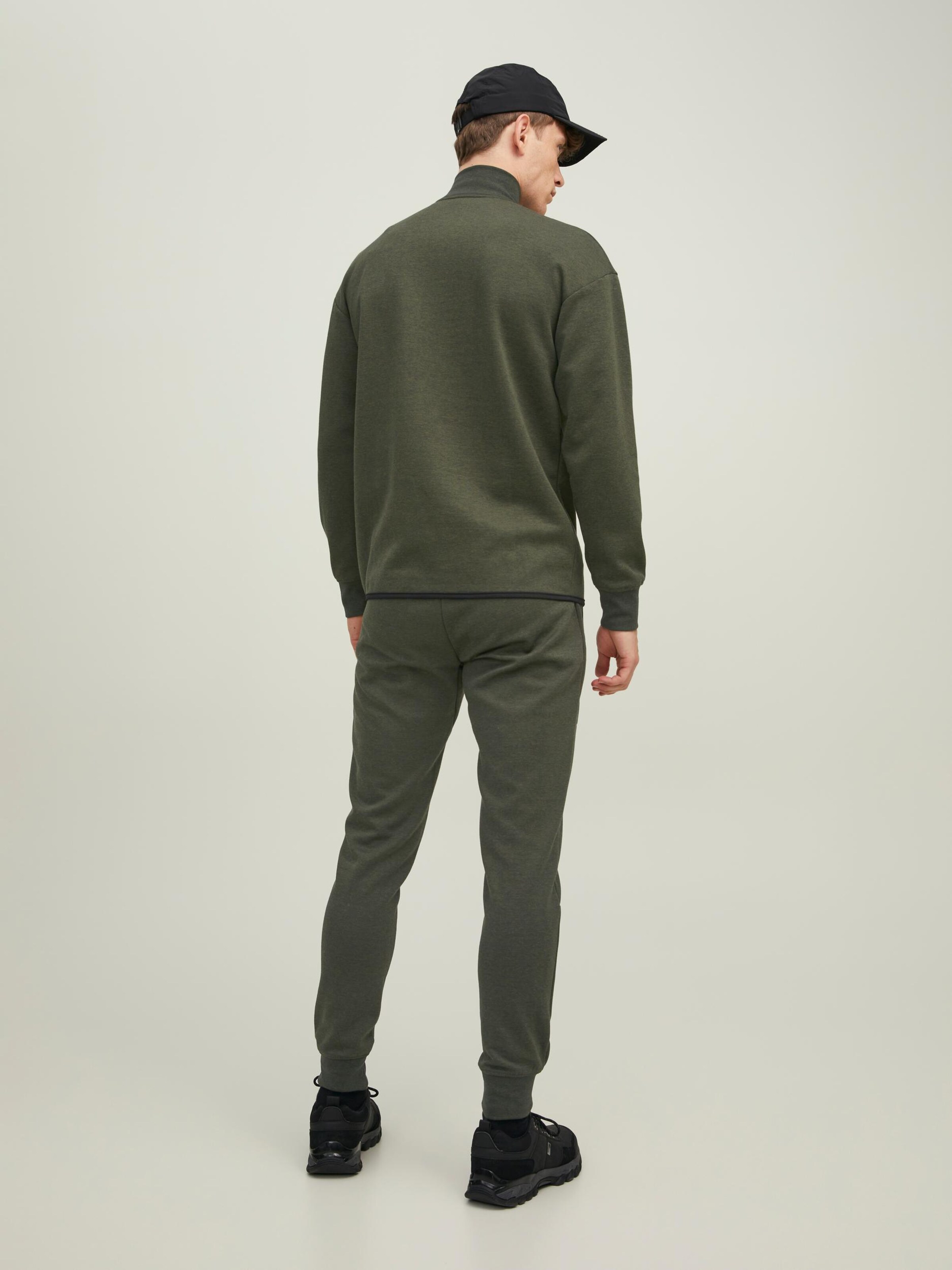Männer Sweat JACK & JONES Sweatshirt in Dunkelgrün - RV89109 Männer Sweat JACK & JONES Sweatshirt in Dunkelgrün - RV89109