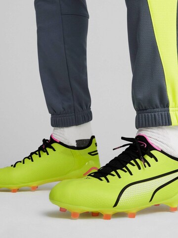 PUMA Soccer shoe 'Puma King Ultimate FG AG' in Green