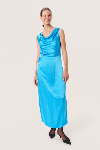 SOAKED IN LUXURY Kleid 'Seleena' in Blau: predná strana