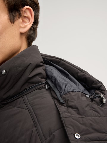 JOOP! Jeans Winter Jacket 'Joshas' in Black