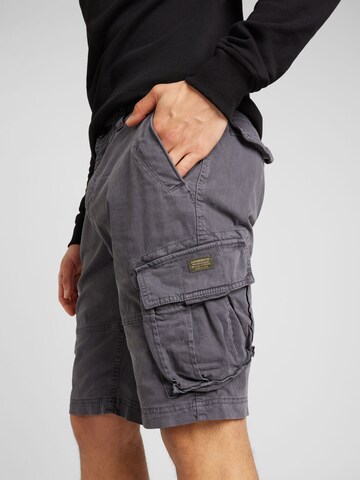 Regular Pantalon cargo Superdry en noir