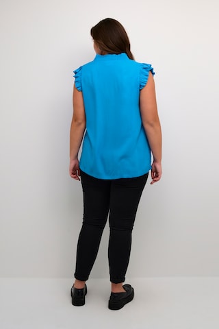 Camicia da donna 'Dahlie' di KAFFE CURVE in blu