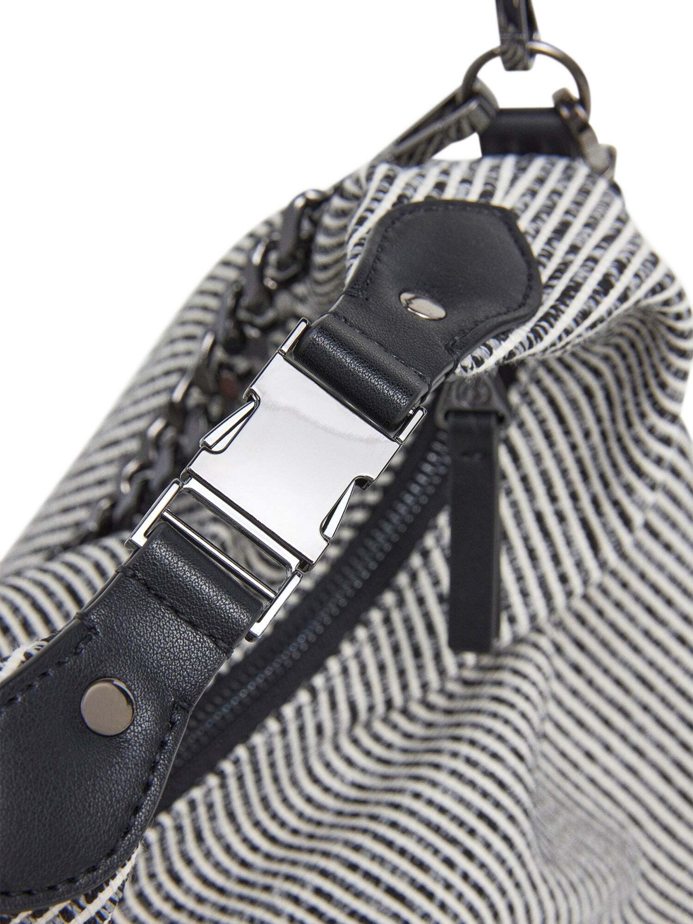 Pepe Jeans Handtas 'GIULIANA' in Zwart