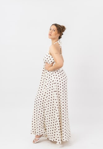 Robe d’été Elara en beige