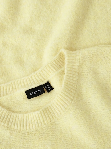 Pull-over LMTD en jaune