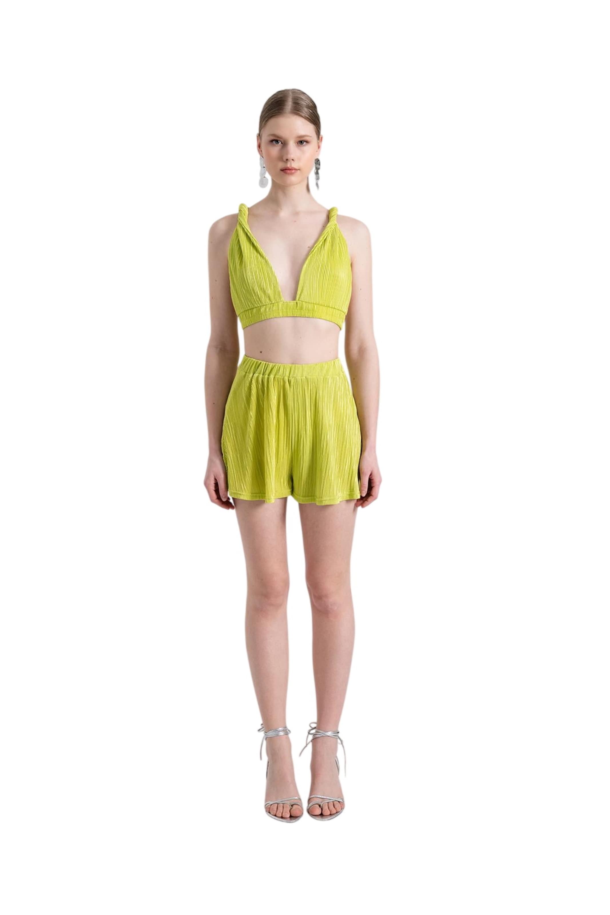 HOLLY LOLLY Trousers in Green: front