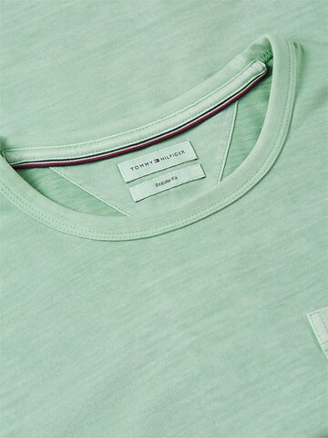 TOMMY HILFIGER Shirt in Green