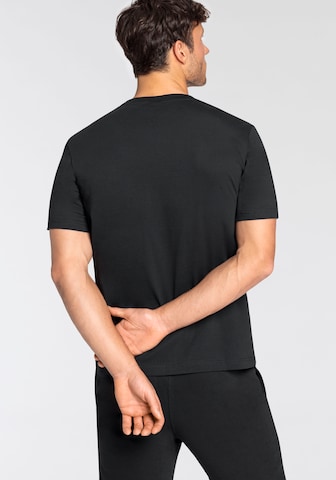 Champion Authentic Athletic Apparel T-Shirt in Schwarz