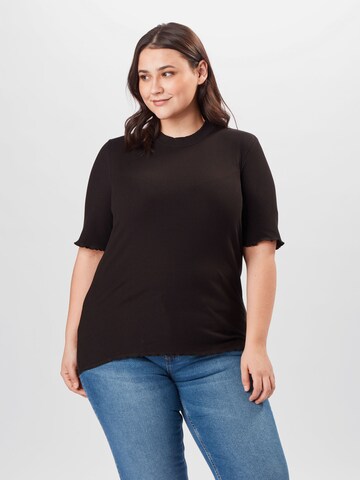 Tricou 'Nanna' de la Selected Femme Curve pe negru: față