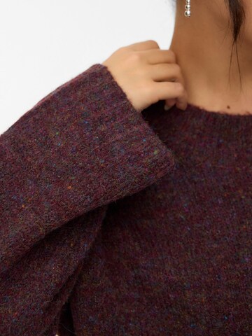 Vero Moda Curve Sweater 'VMCingrid' in Red
