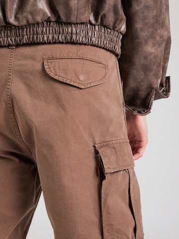 LEVI'S ® Loosefit Gargohousut 'CARRIER' värissä ruskea