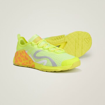 Chaussure de sport 'Dropset' ADIDAS BY STELLA MCCARTNEY en jaune