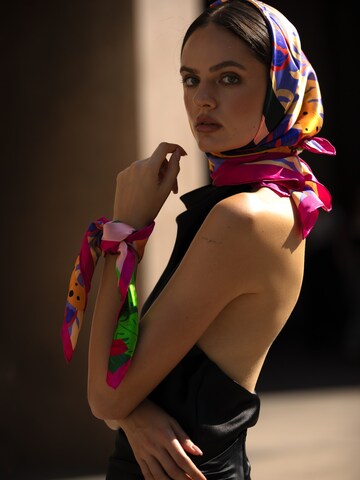 My Minelli Scarf ''Fashion Muse' Pure Nature Silk, Hand Rolled Scarf' in Pink