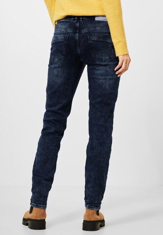 Coupe slim Jean 'Toronto' CECIL en bleu