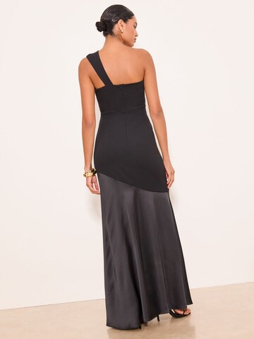 Lipsy Kleid in Schwarz