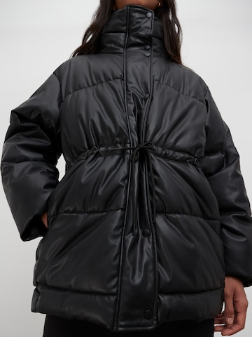 EDITED Winter Jacket 'Kea' in Black