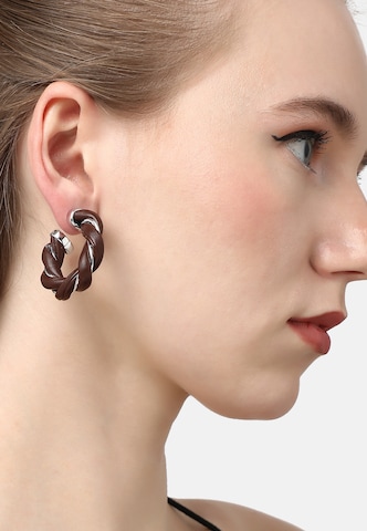 Boucles d'oreilles 'Kristie' SOHI en marron : devant