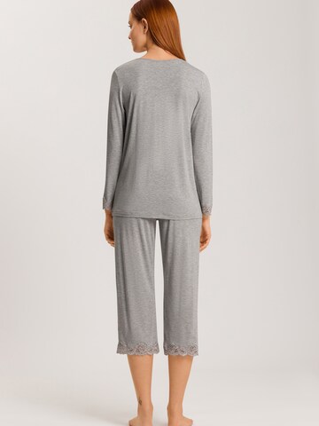 Pyjama ' Natural Elegance ' Hanro en gris
