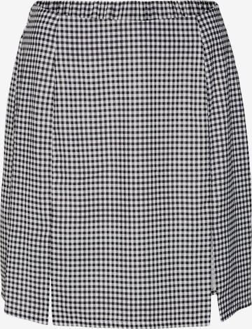 Noisy May Petite Skirt 'Joe' in White