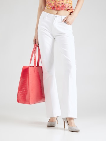 GUESS Flared Jeans in White: front