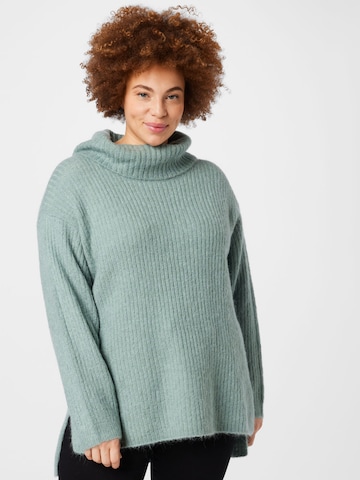 Esprit Curves Sweater in Green: front