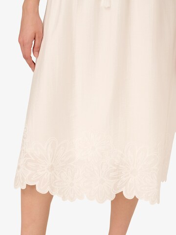 Adrianna Papell Rock in Beige