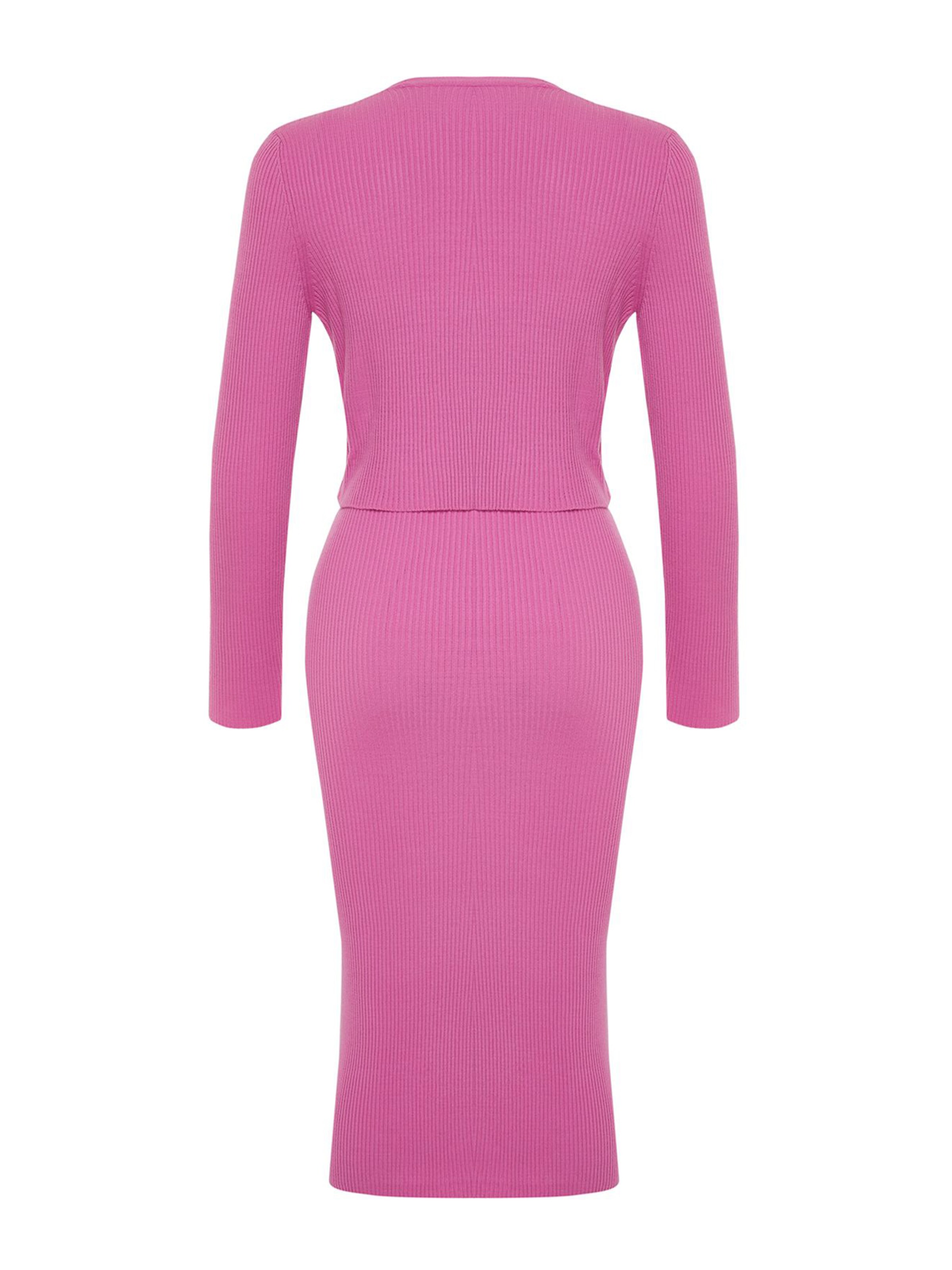 Trendyol - Vestido de punto en rosa