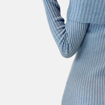 Robes en maille Elara en bleu