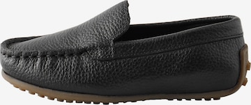 juoda Next Pusbačiai: priekis