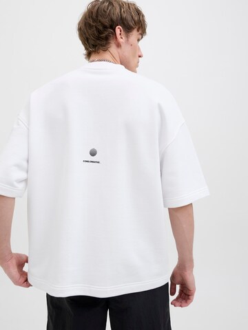 Sweat-shirt 'JCOINFINITY' JACK & JONES en blanc