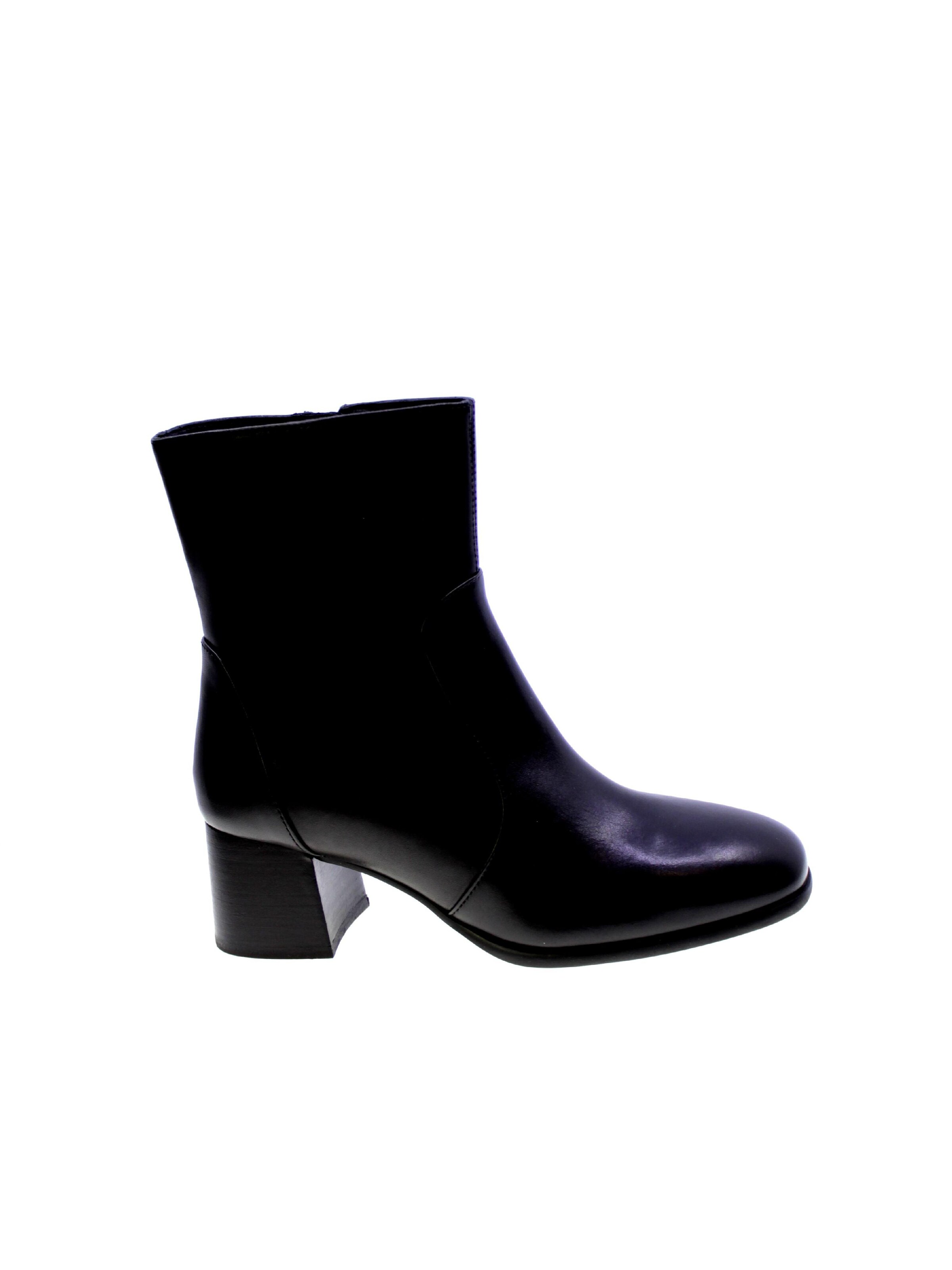 Boots di UNISA in nero: frontale