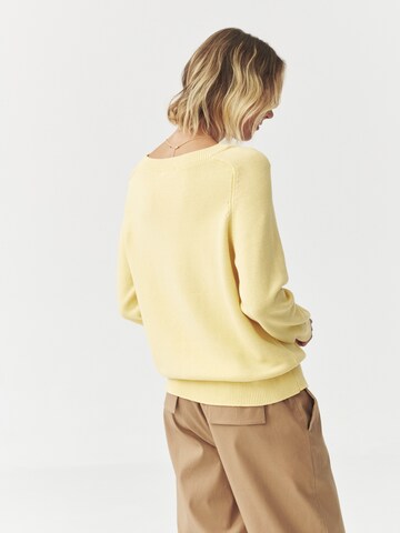 Pullover di TATUUM in giallo