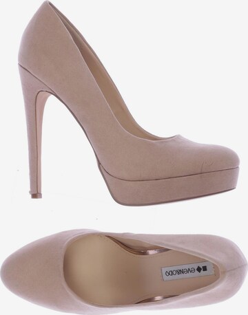 even&odd Pumps 40 in Beige: predná strana