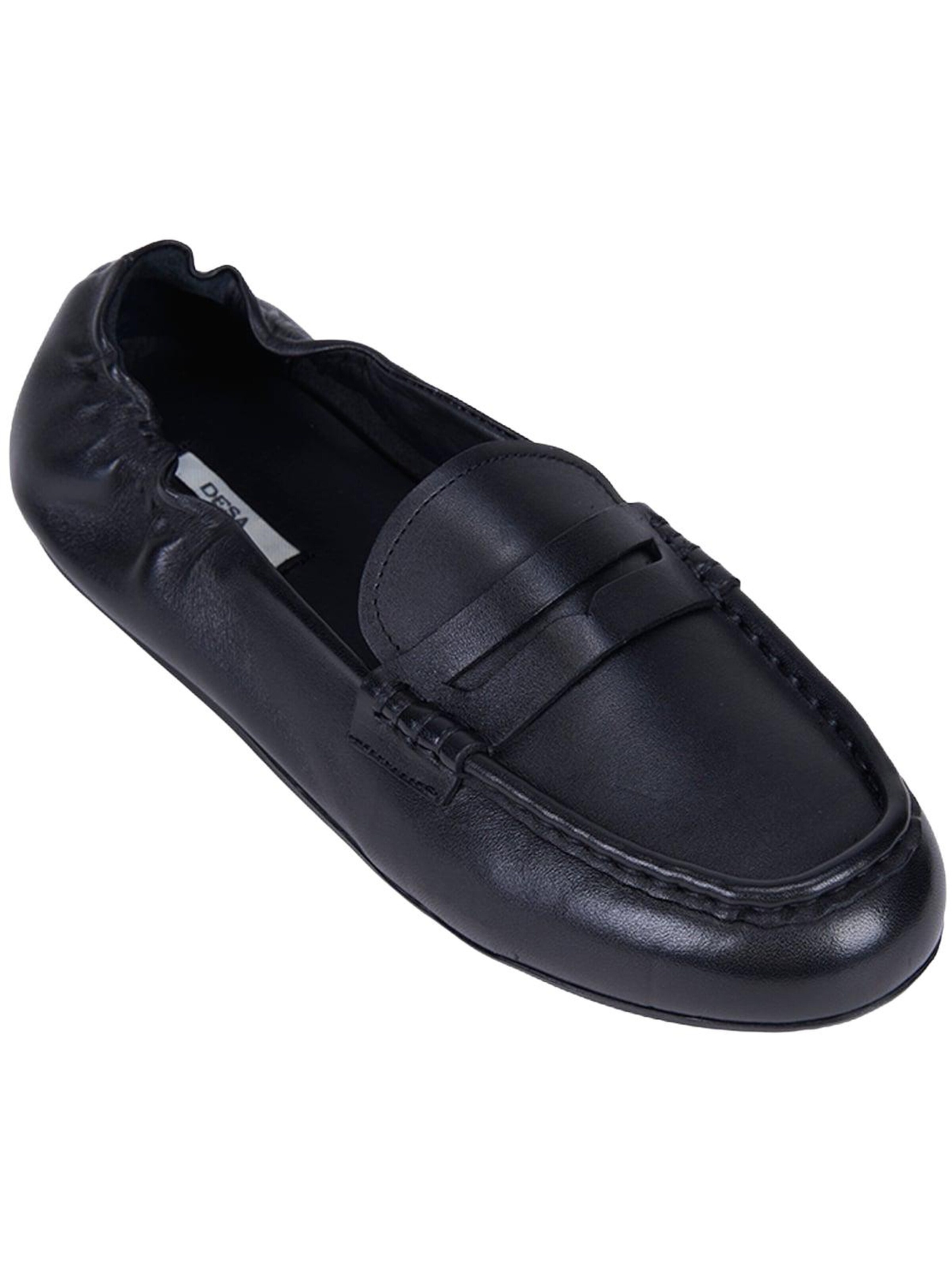 Desa Moccasins in Black