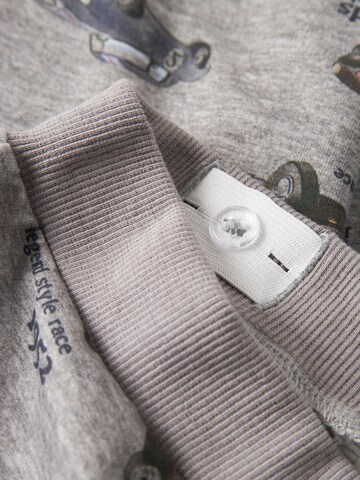 NAME IT - regular Pantalón en gris