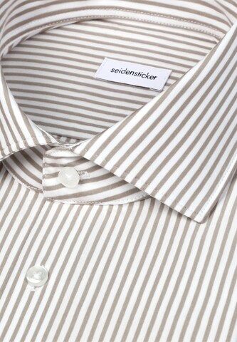 Coupe regular Chemise business 'Smart Performance' SEIDENSTICKER en beige