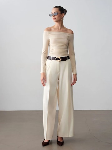 Maglietta di Dilvin in beige