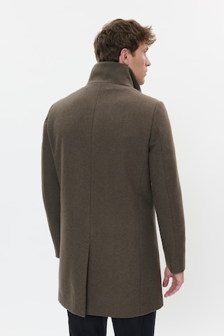 Matinique Regular fit Between-seasons coat 'Harvey' in Beige