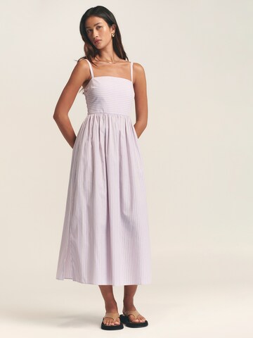 St MRLO Kleid 'Lanah' in Lila: Vorderseite