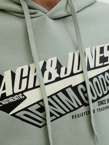 JACK & JONES Sweatshirt in Groen