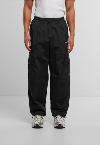 Baggy Pantalon cargo 'Yuri' Pegador en noir : devant
