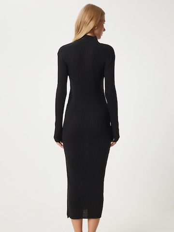 Happiness İstanbul Strickkleid in Schwarz
