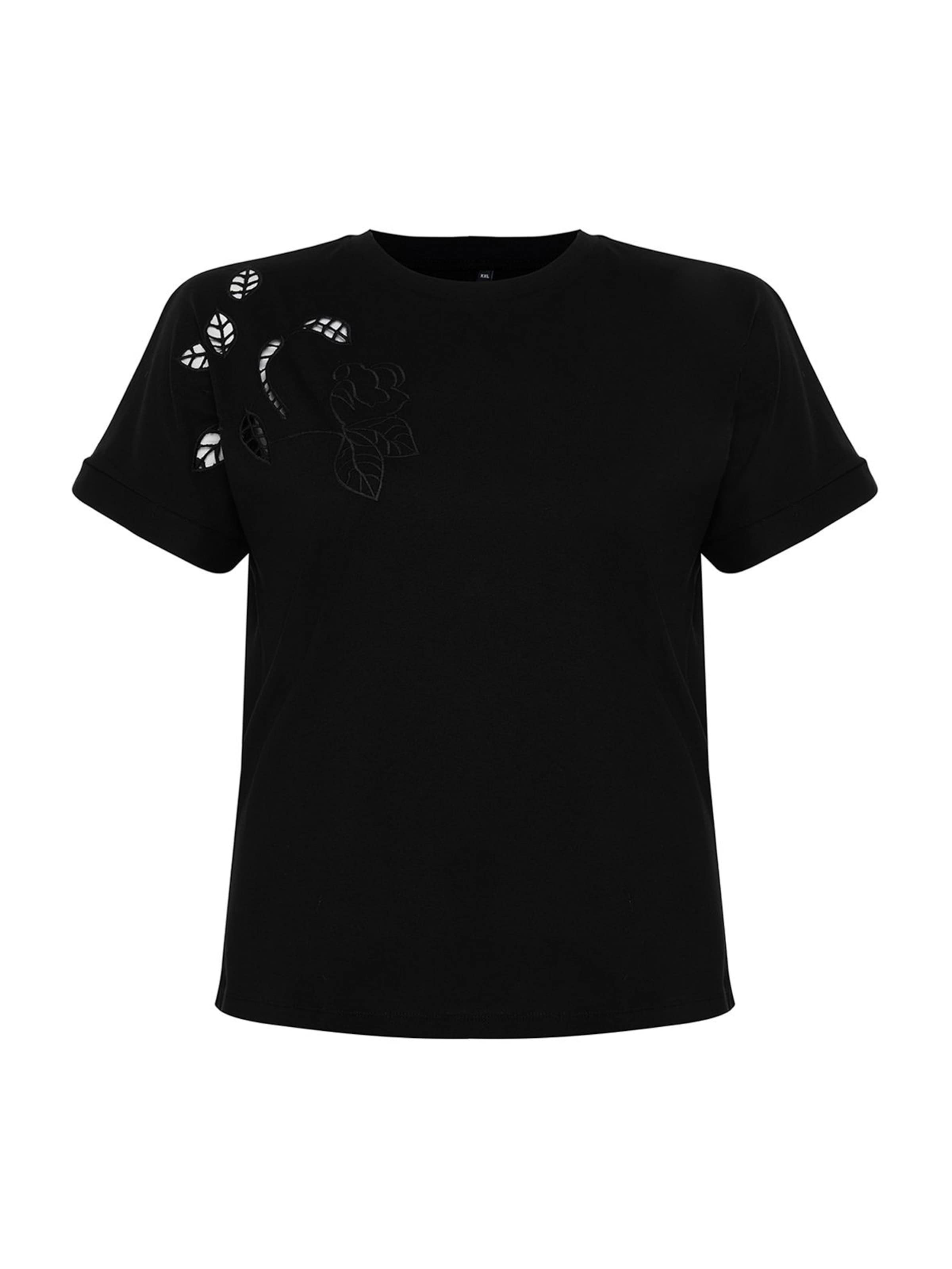 T-shirt Trendyol Curve en noir : devant