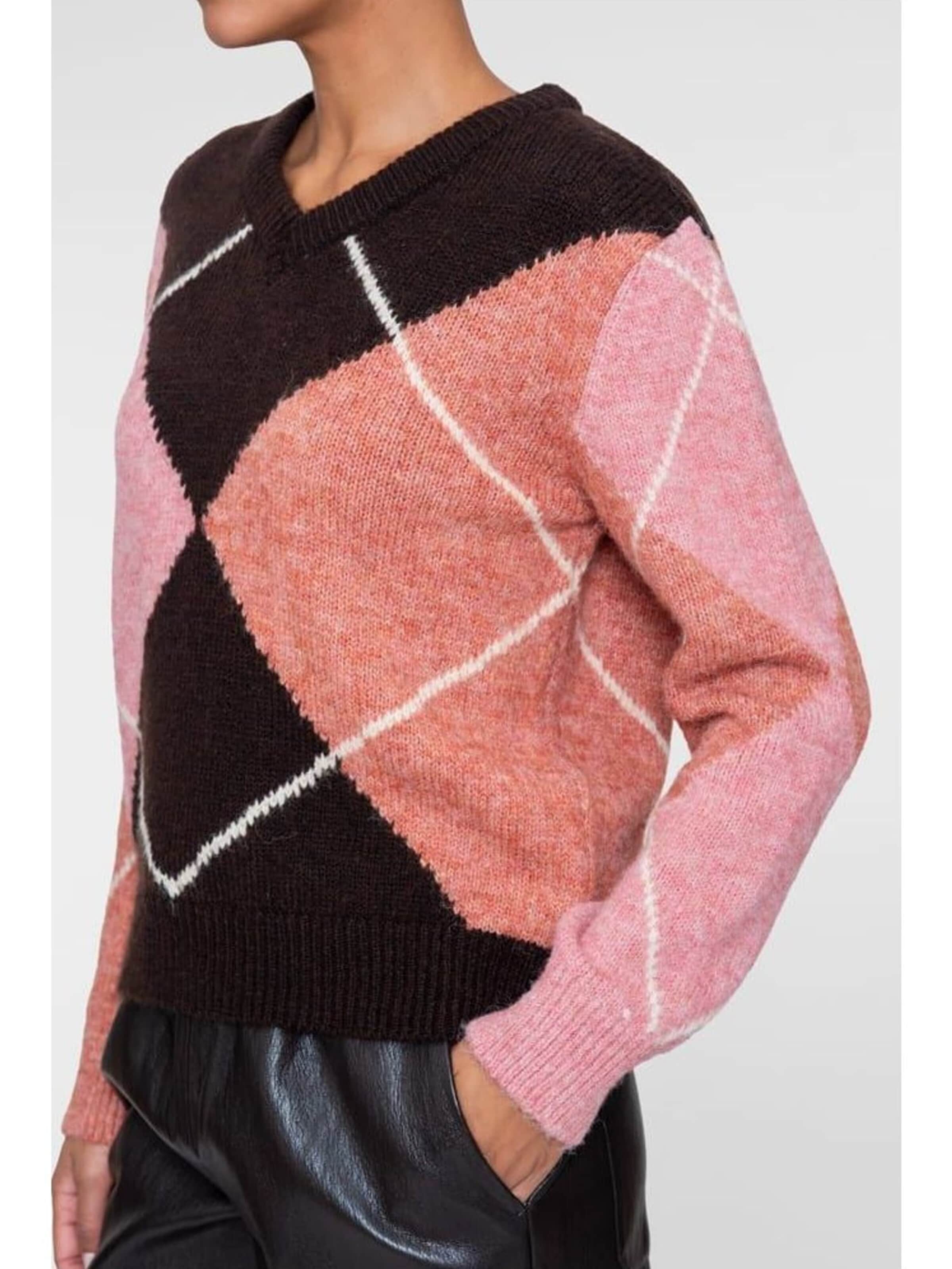 Geisha Sweater in Brown