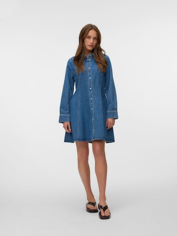 VERO MODA Košilové šaty 'VMJESSIE' – modrá