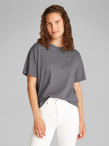 Calvin Klein Jeans Koszulka w kolorze szary: przód