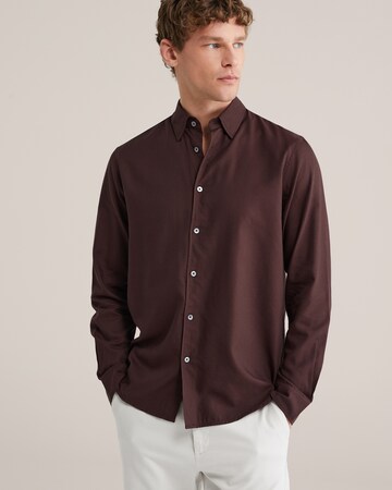 Regular fit Camicia di WE Fashion in marrone