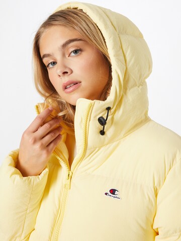 Champion Authentic Athletic Apparel Jacke in Gelb